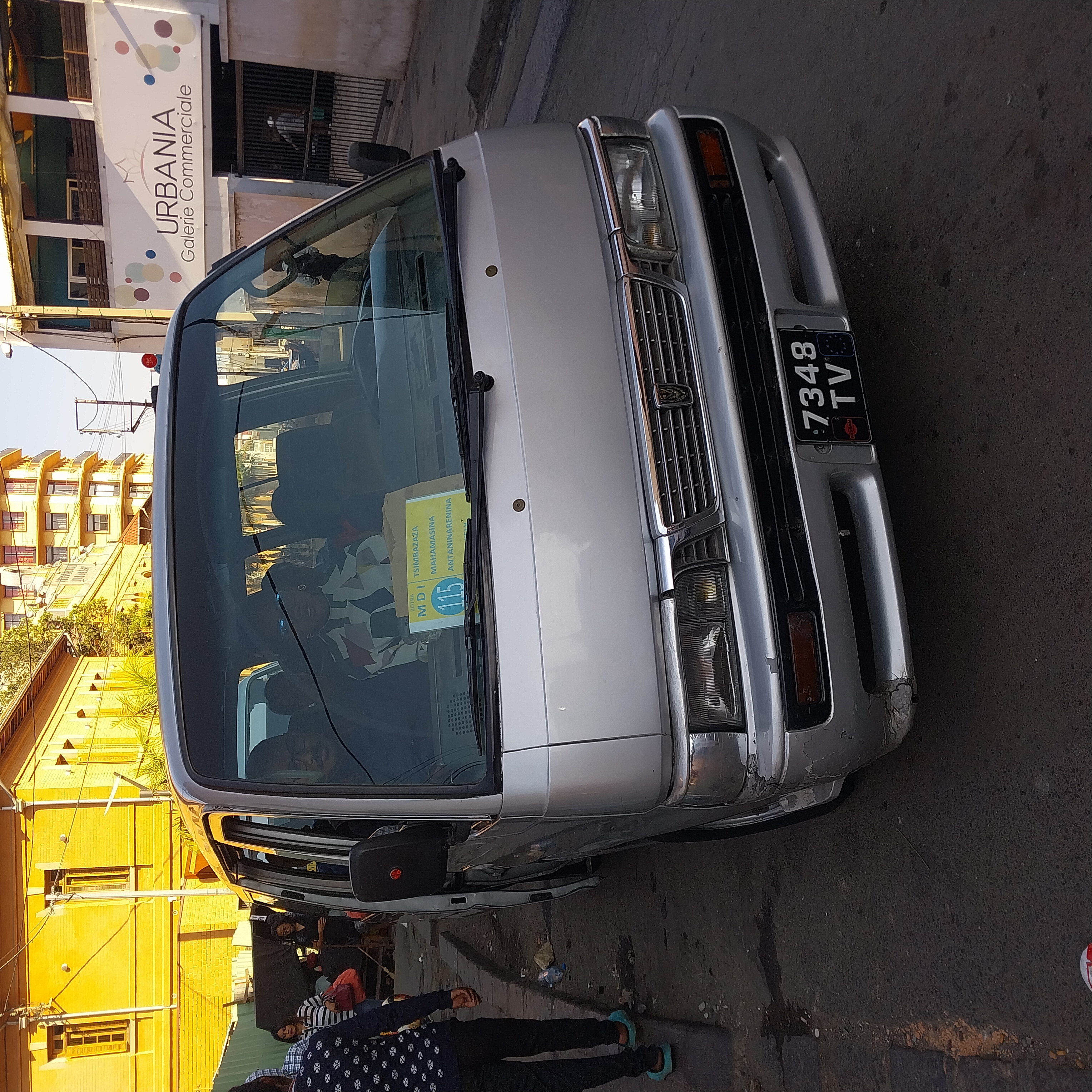 Bus public à Analakely à Antananarivo