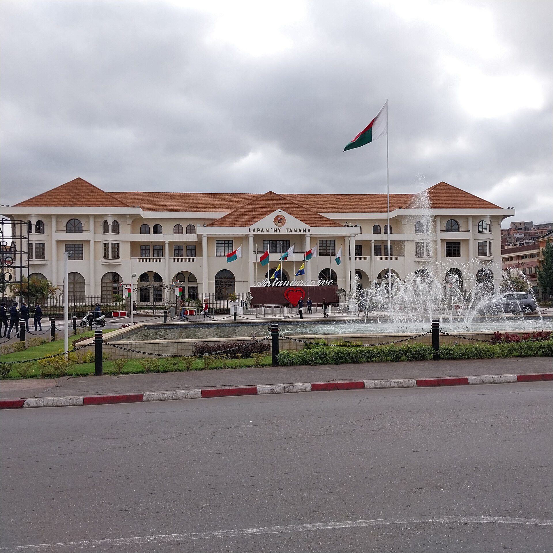 Hôtel de ville sur l’avenue de l’Indépendance à Antananarivo